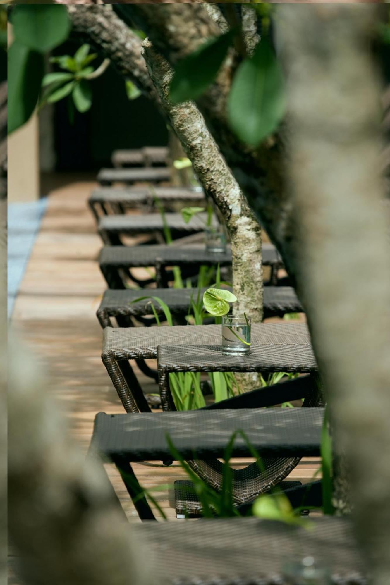 Hotel Santika Kuta Кута Экстерьер фото